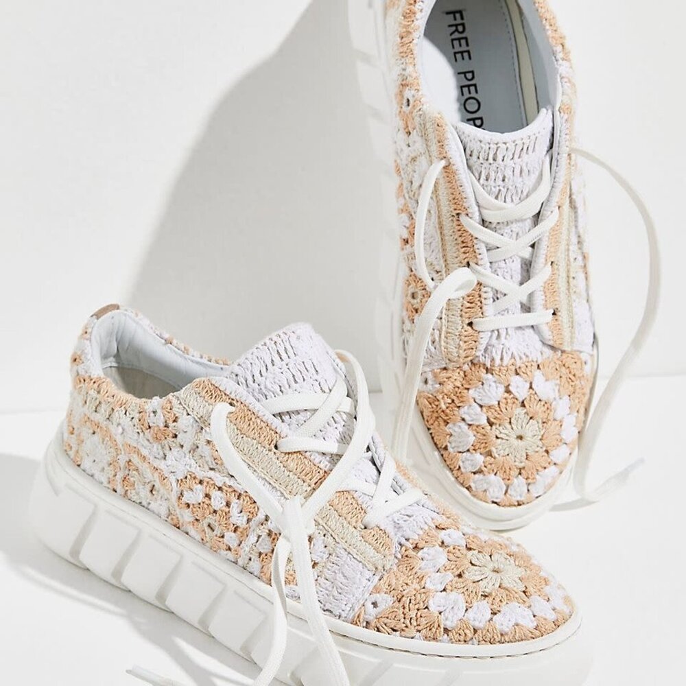 Free People Catch Me If You Can Sneaker Crochet Blush Combo Chunky Soles 38 - Picture 1 of 3